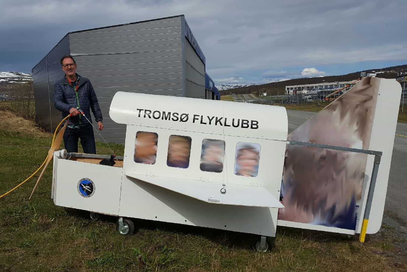 Klargjøring til borgertoget 17.mai 2016