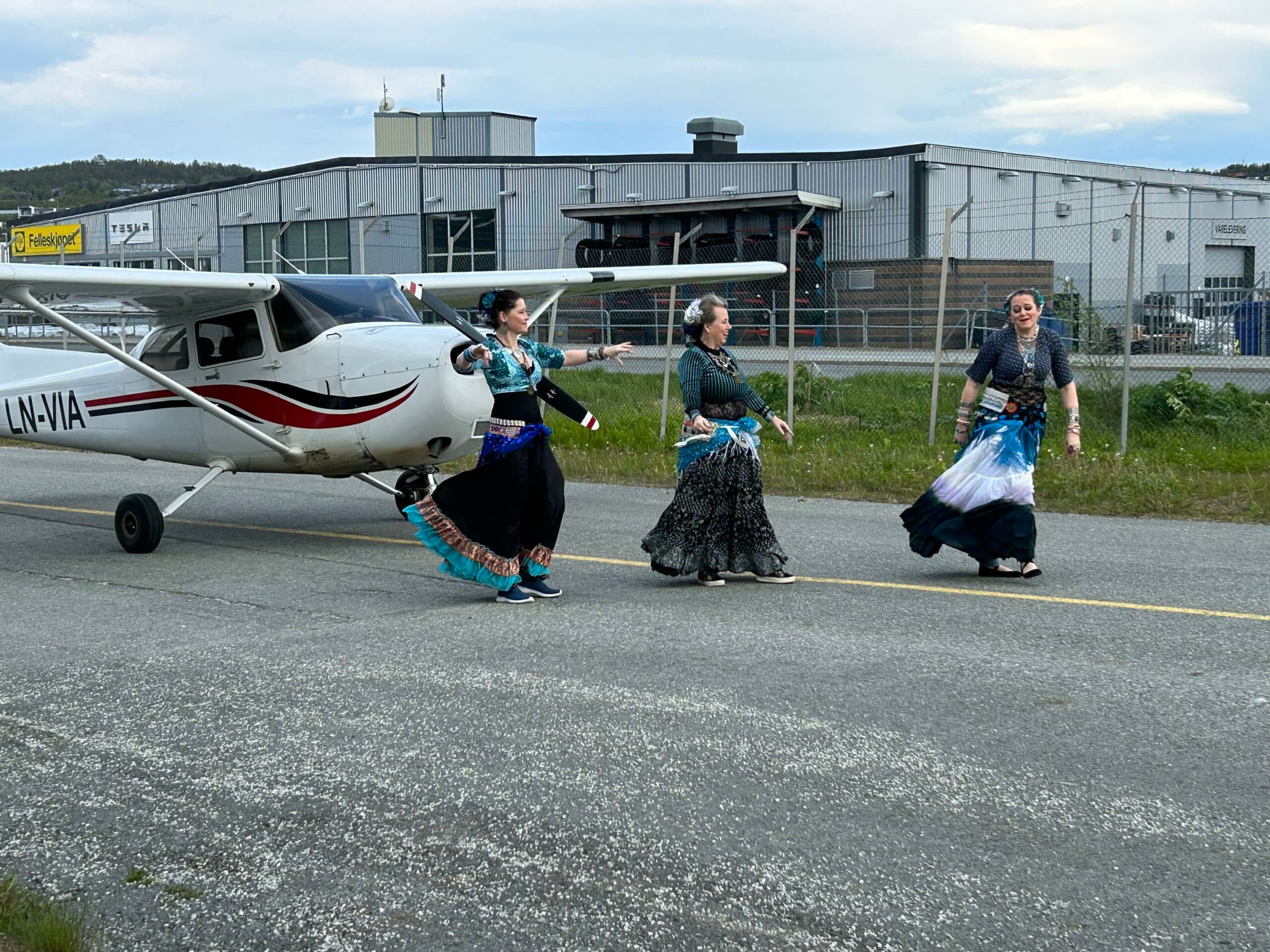 Dansegruppe på besøk